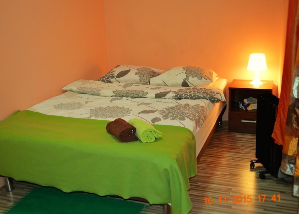 Honey Hostel Krasków Oda fotoğraf