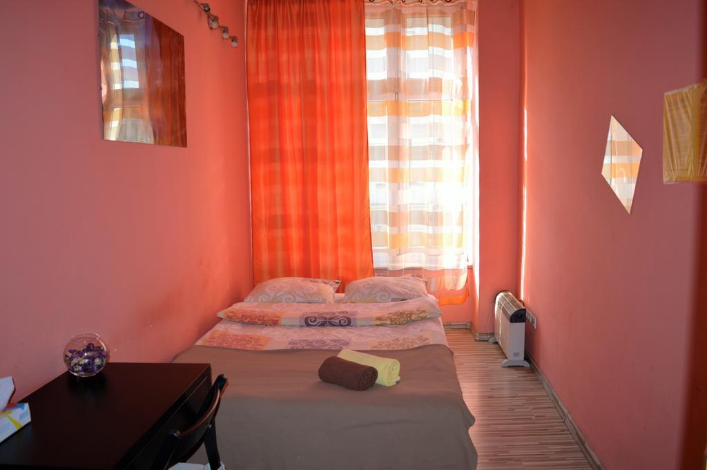 Honey Hostel Krasków Dış mekan fotoğraf